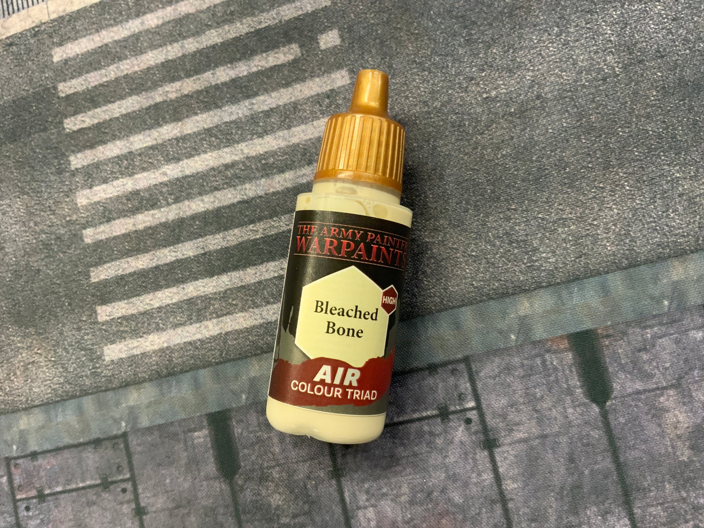 The Army Warpaints Air Bleached Bone