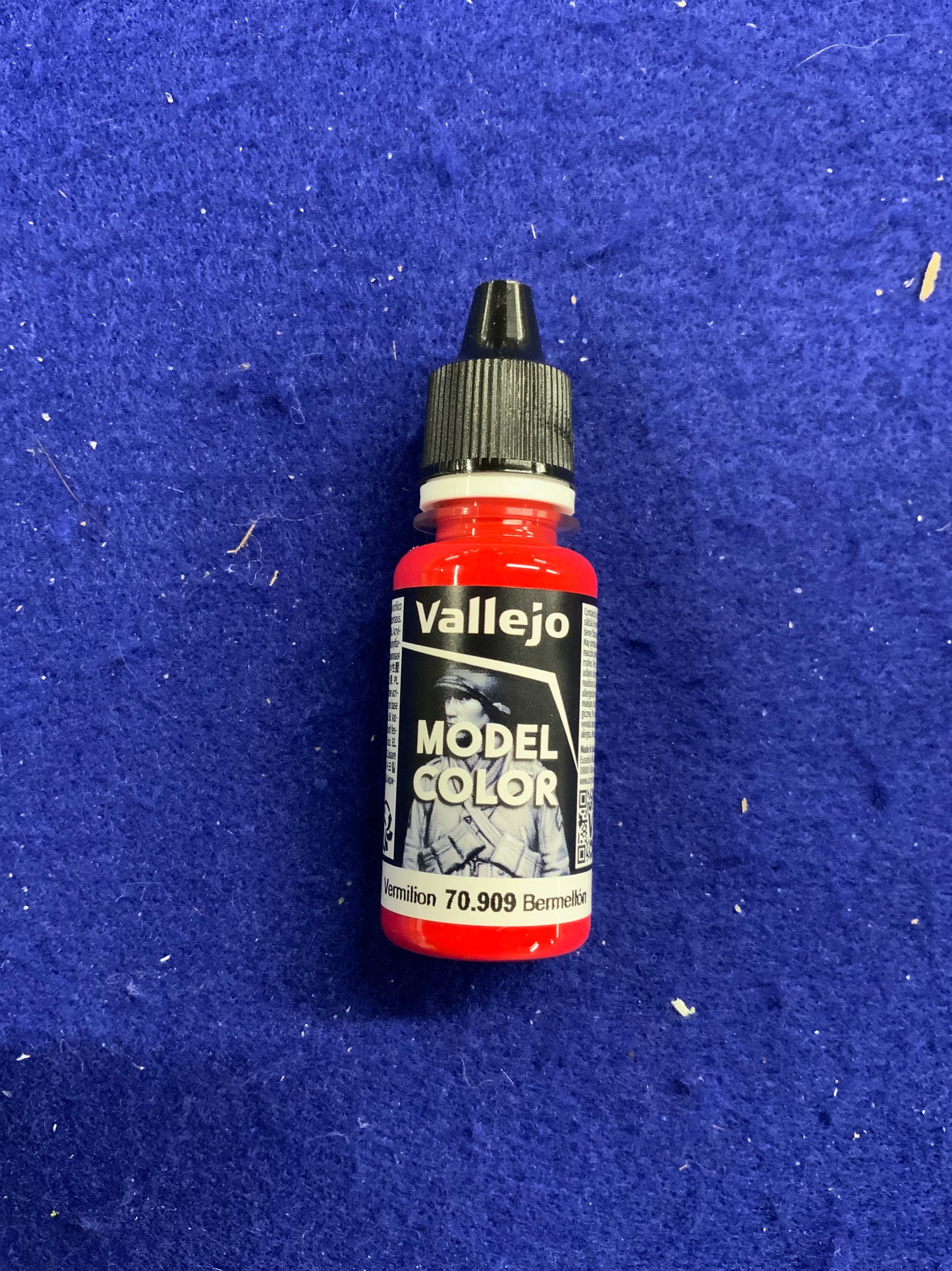 Vallejo Model Color Vermillion