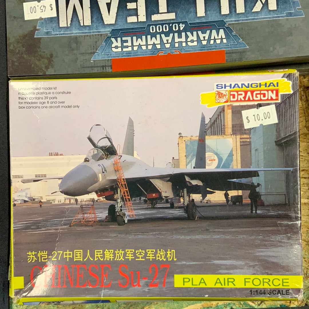 Chinese Su-27 PLA Air Forces Model Kit