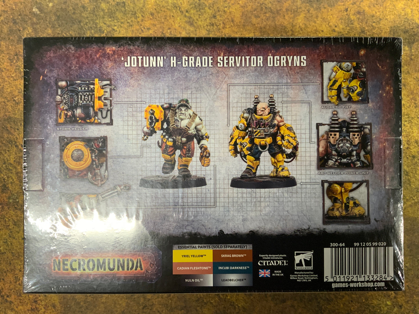 Necromunda - ‘Jotunn’ H-Grade Servitor Ogryns