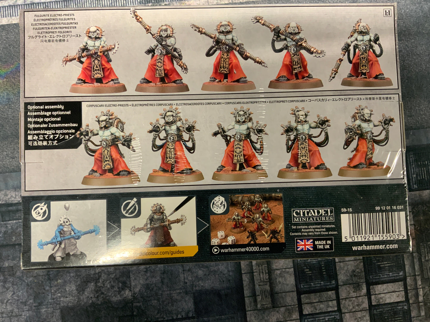 Warhammer 40,000 Adeptus Mechanicus Electro-Priests