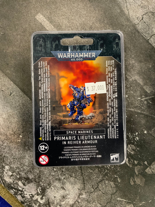Warhammer40k Space Marines Primarisn Lieutenant In Reiver armor