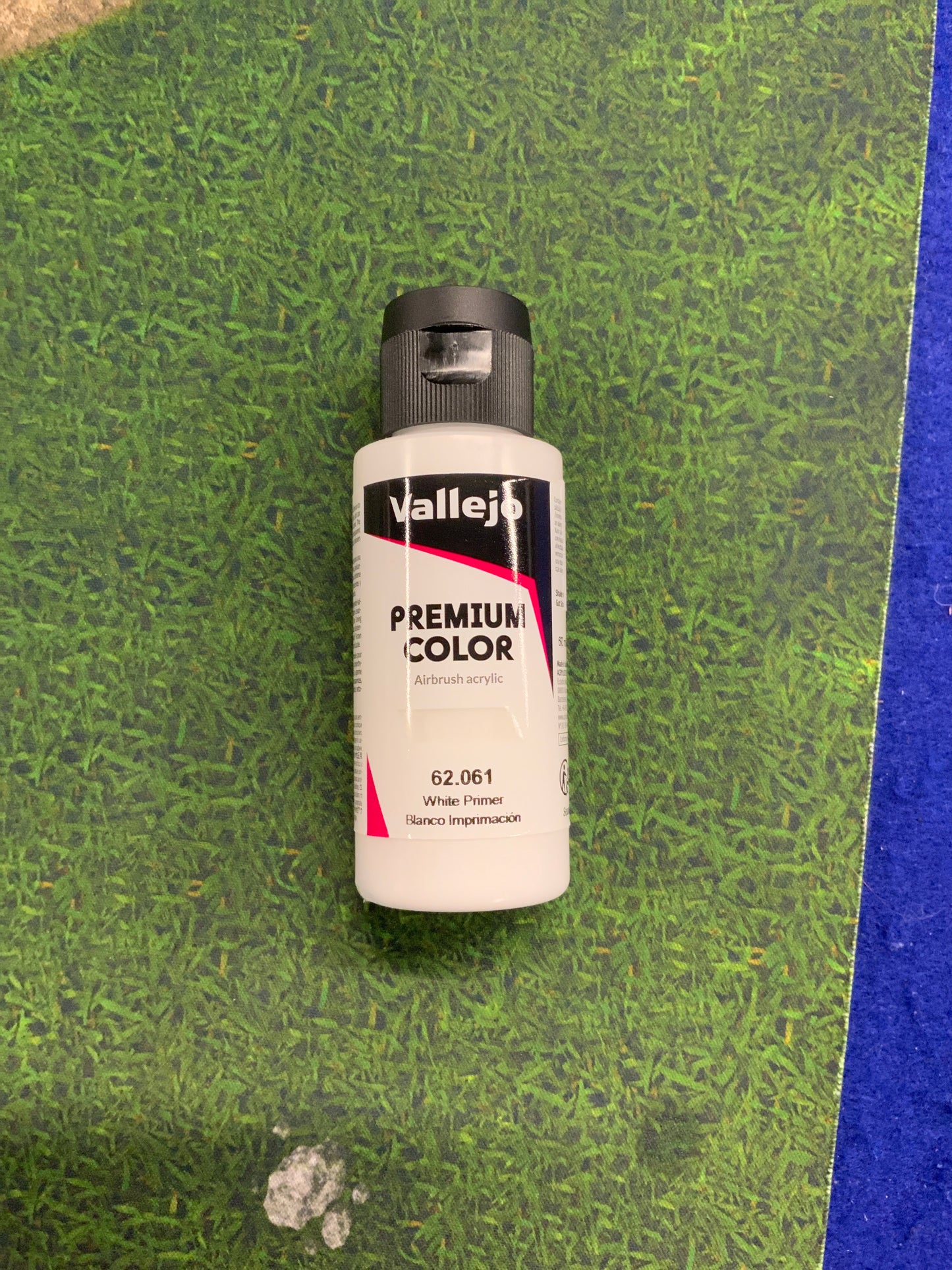 Vallejo White Primer