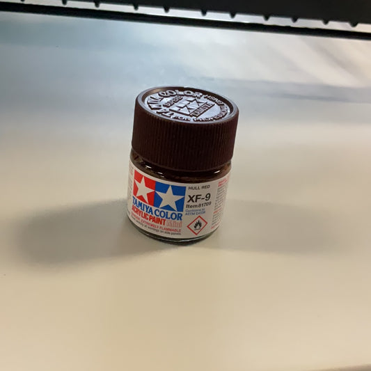 Tamiya color acrylic paint, Hull Red, XF- 9