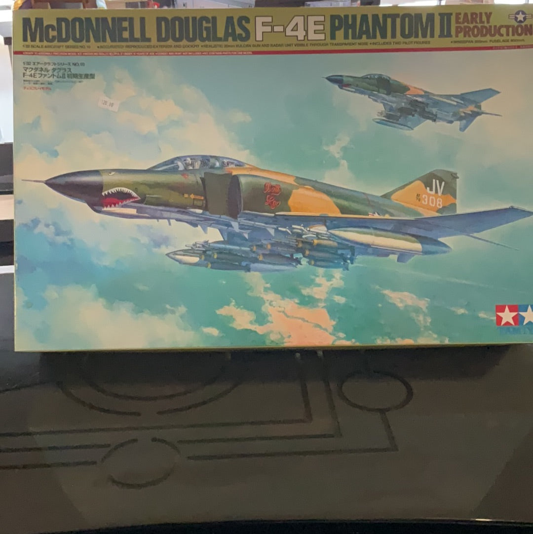 Tamiya model kit McDonnell Douglas F-4E Phantom 11 early production