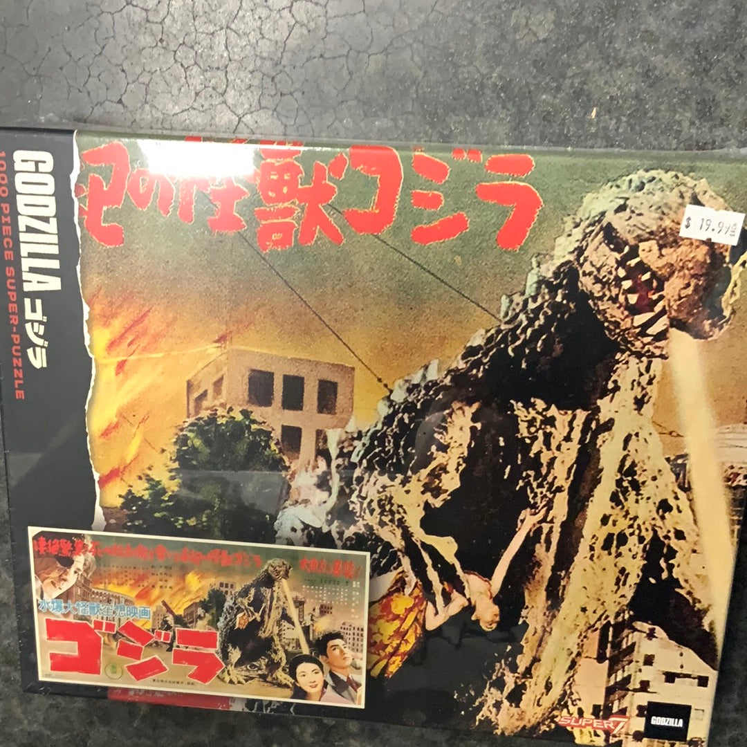 Godzilla 1000 Piece Super-Puzzle – Warehouse Comics, Cards & Gaming