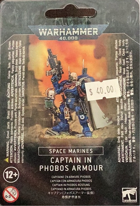 Warhammer 40k - Captain in Phobos Armour